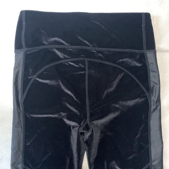 Sweaty Betty Velvet Fashion Leggings - Picture 3 of 7